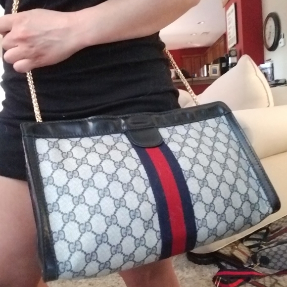 Authentic Vintage Gucci Clutch XL Crossbody - Picture 7 of 7